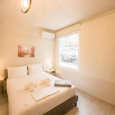 Modern Comfort Apt Near Centre Athens Exterior photo