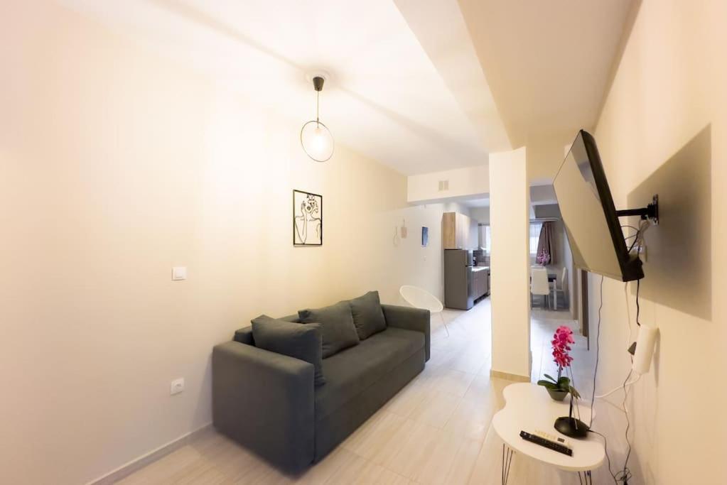 Modern Comfort Near Centre Apartment Athens