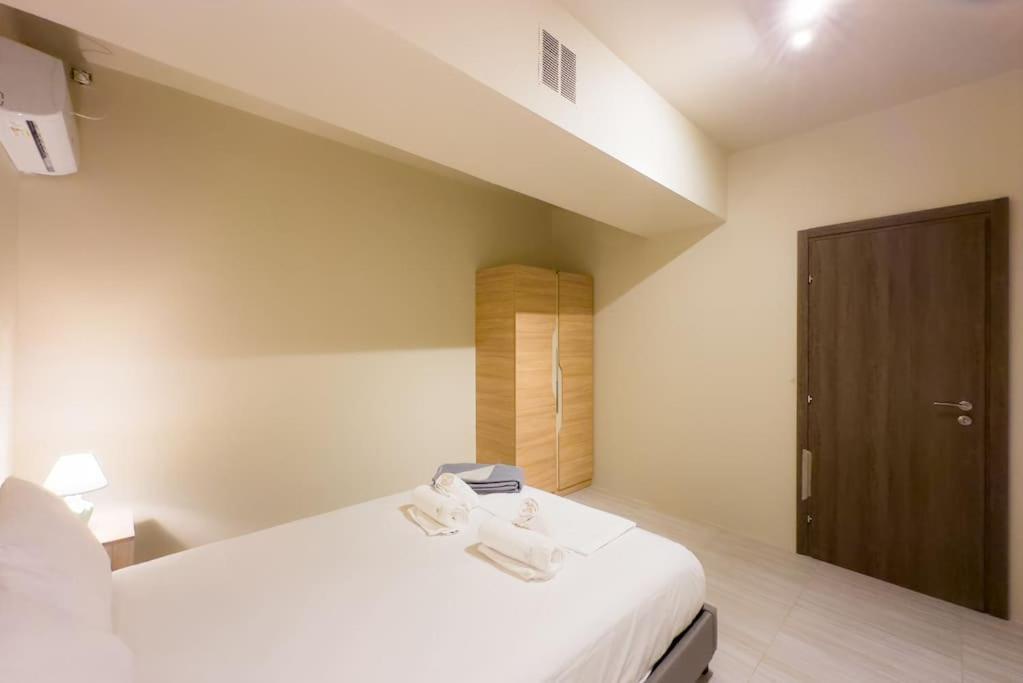Apartment Modern Comfort Near Centre *